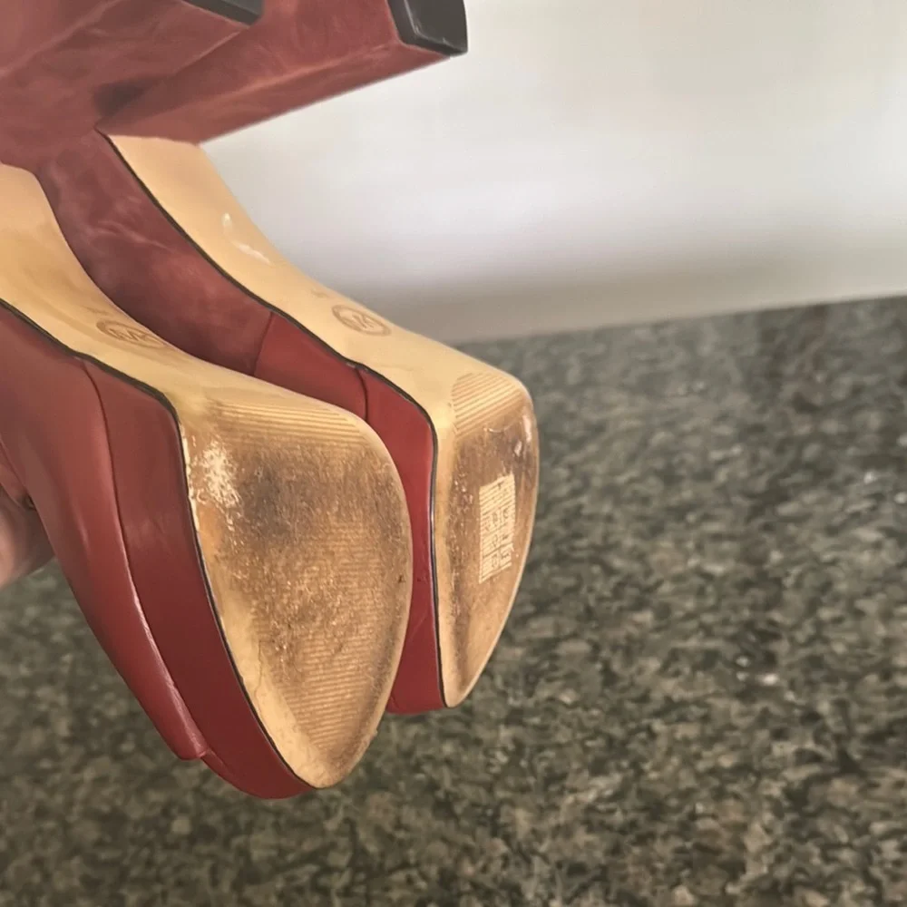 Michael Kors Red Platform chunky Suede Heels EUC 9 - Picture 11 of 15